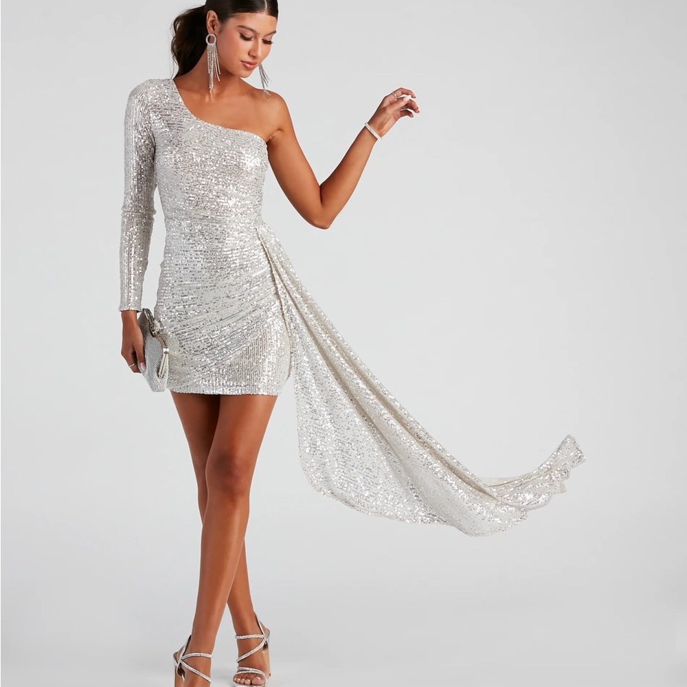 Windsor Talulla One-shoulder sequin dress